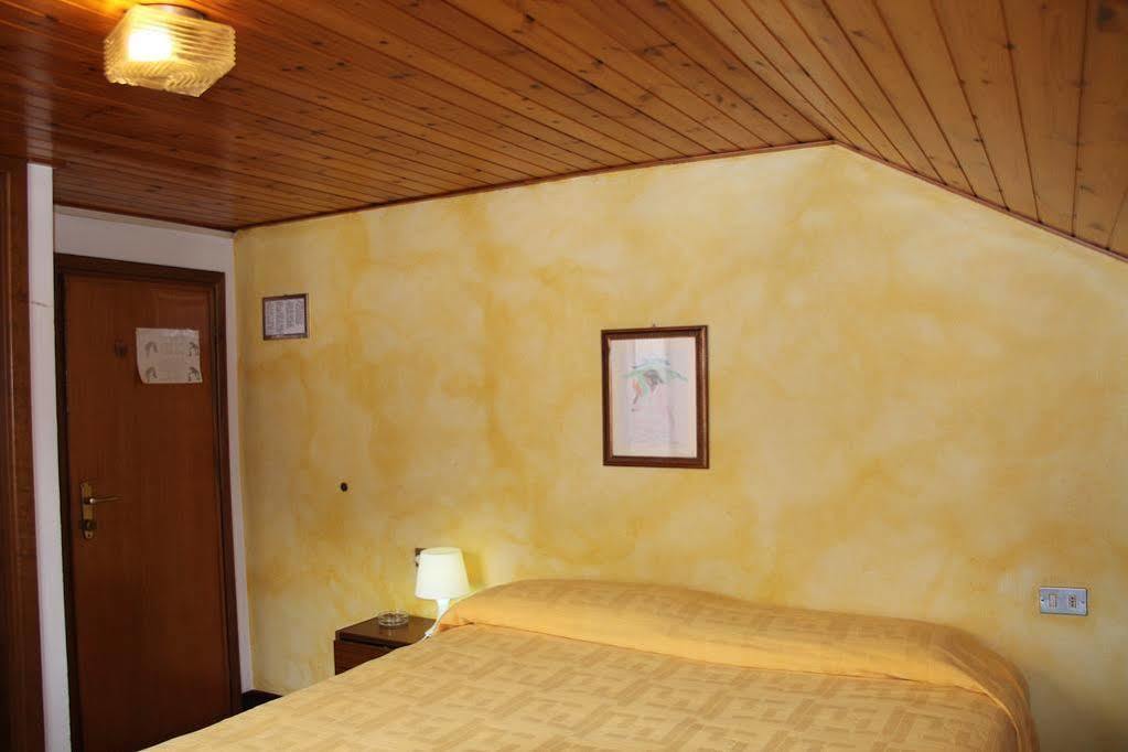 B&B Edelweiss Castione della Presolana Exterior foto